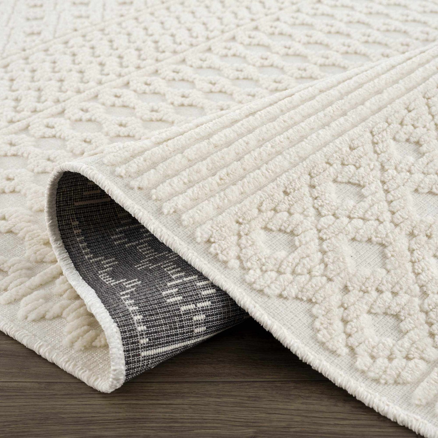 Washable White Area Rug - Stylish Drago Design for Modern Homes