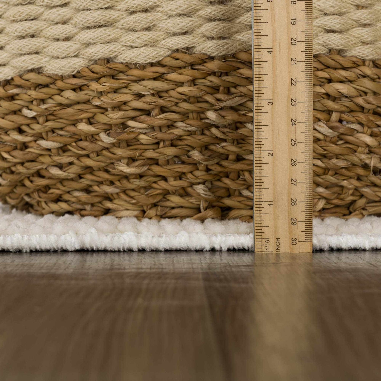 Washable White Area Rug - Stylish Drago Design for Modern Homes