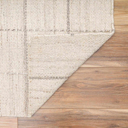 Checkered Wool Rug - Cream Cozy Home Decor