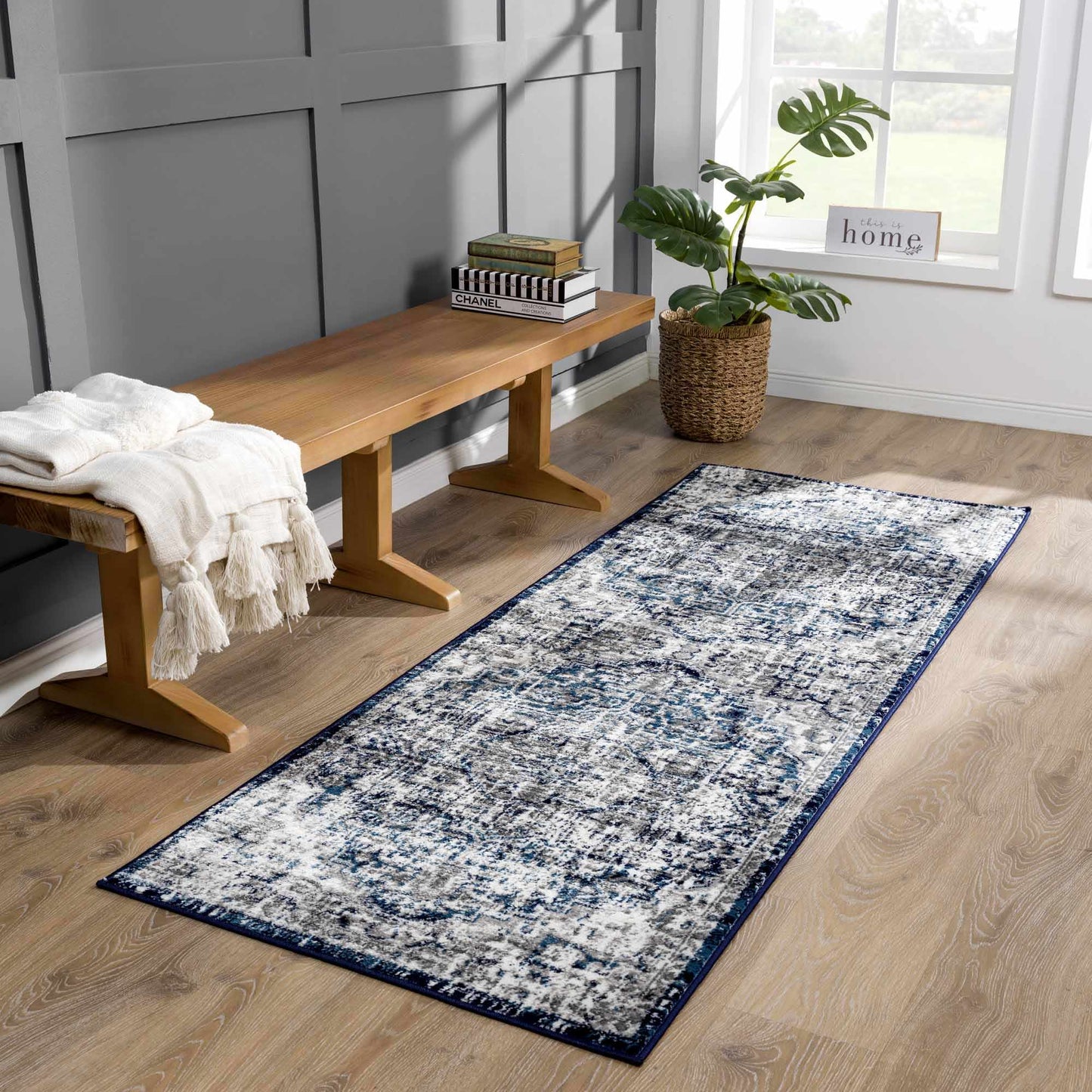 Navy Area Rug - Elegant Modern Design for Contemporary Spaces