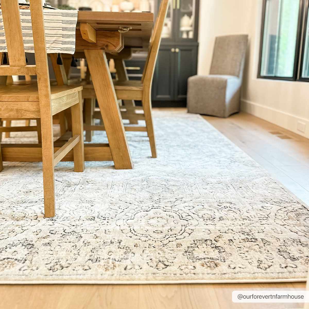 Parkerfield Area Rug - Soft Durable Stylish Floor Covering