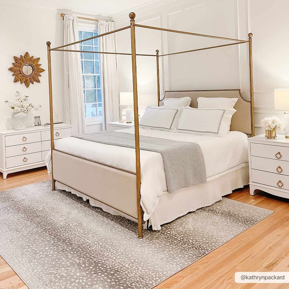 Antelope Print Rug - Black Gray Stylish Home Décor