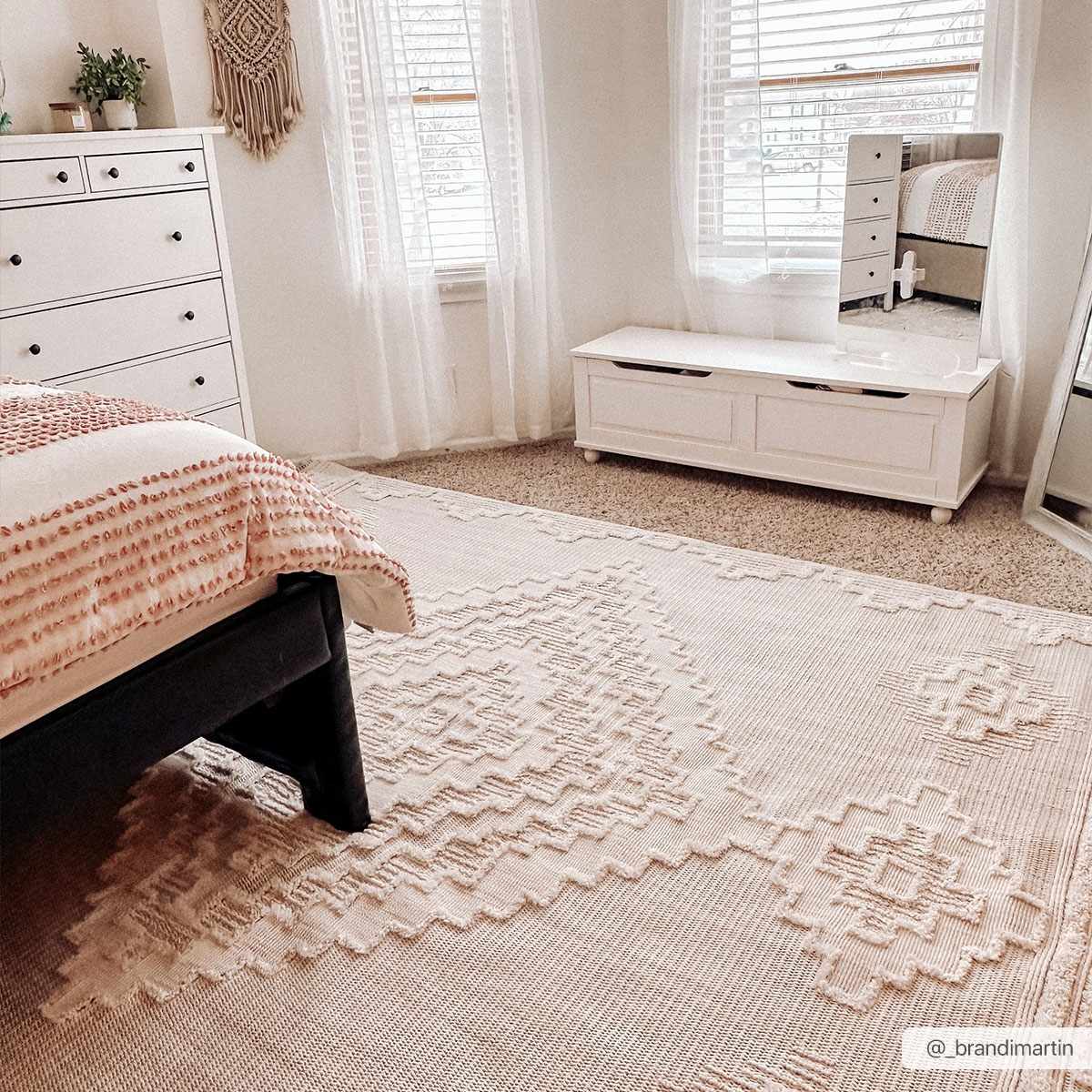 Rustic Area Rug - High-Low Design for Cozy Home Decor