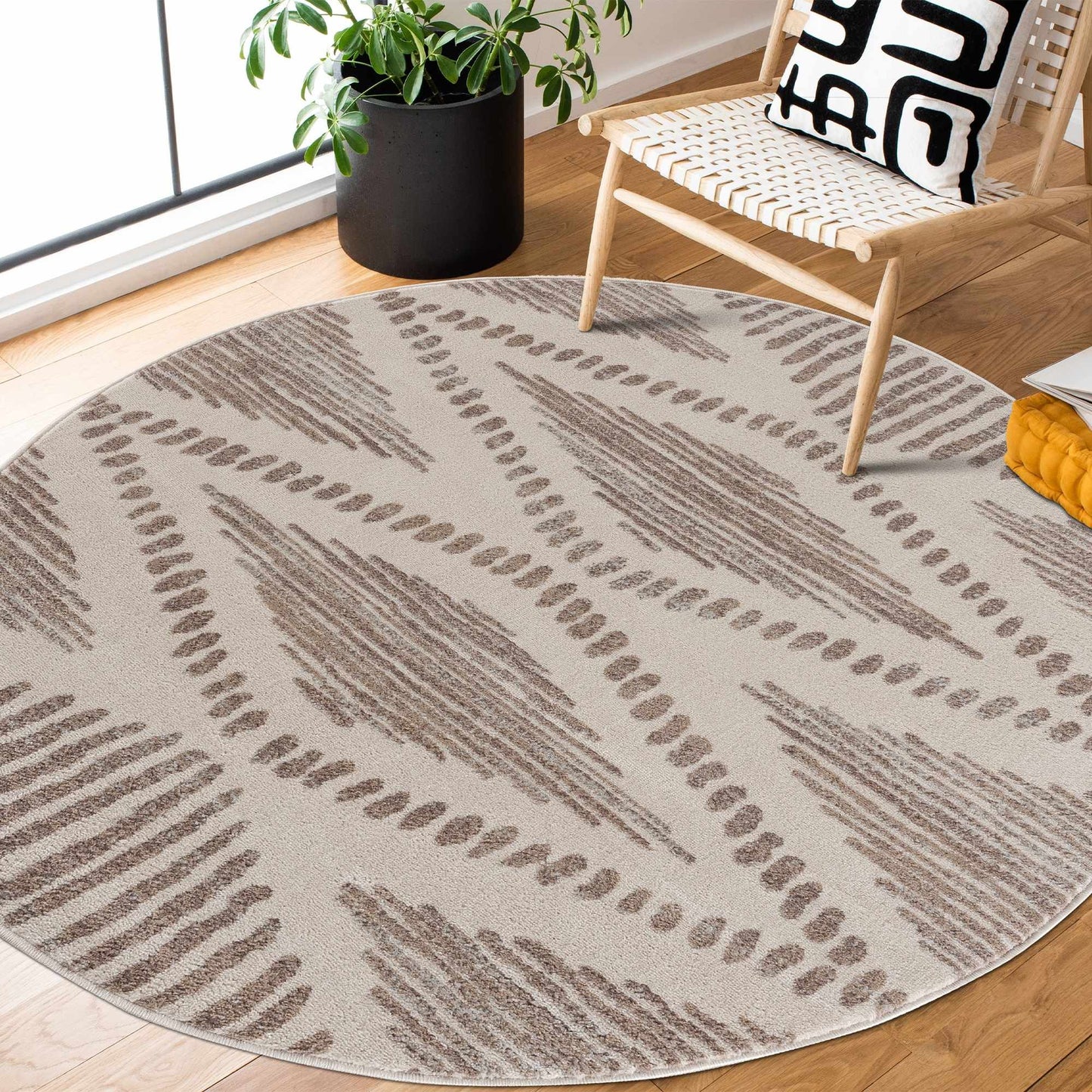 Beige Area Rug - Elegant Neutral Floor Decor for Modern Spaces
