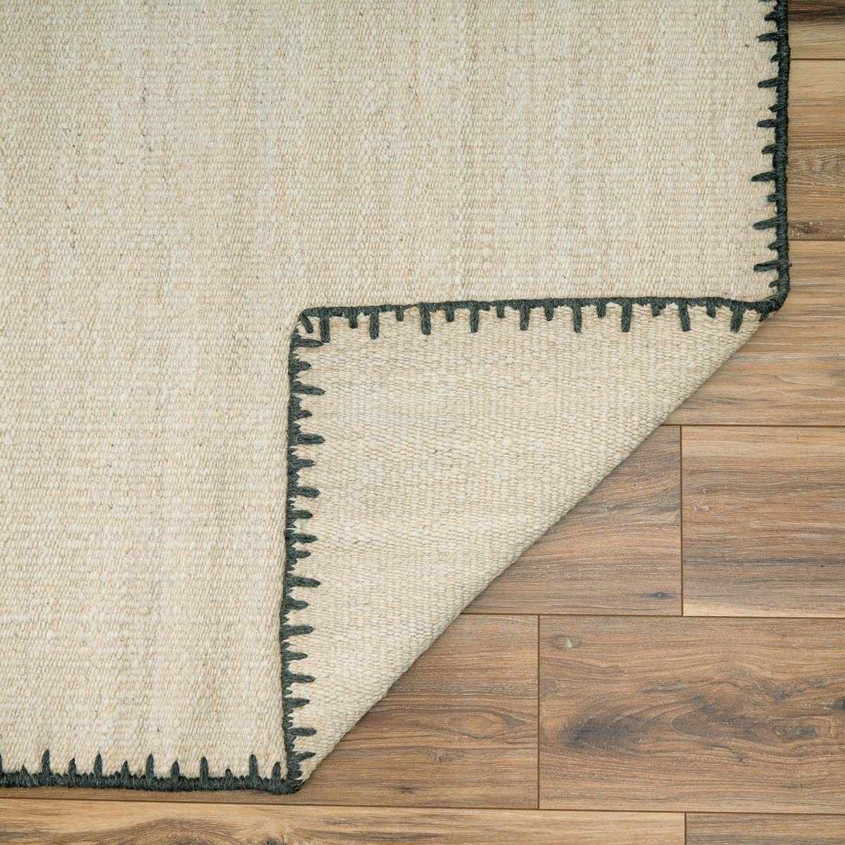 Hand Woven Wool Area Rug - Off White Ayumu Collection