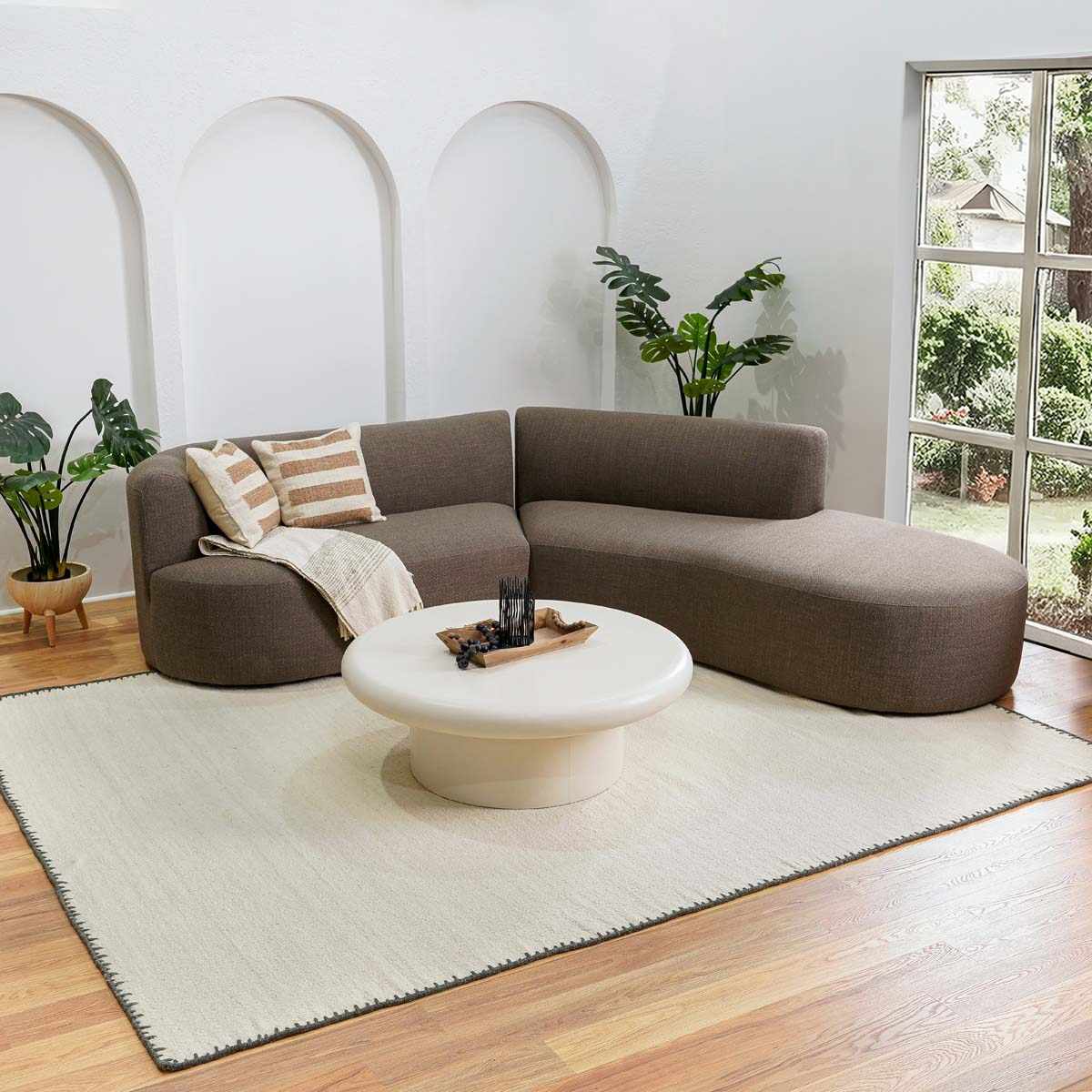 Hand Woven Wool Area Rug - Off White Ayumu Collection