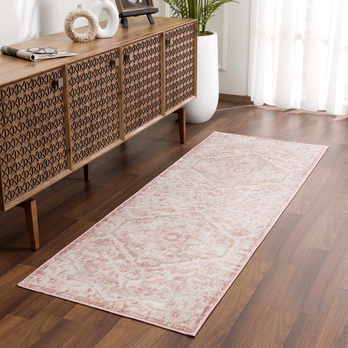 Elegant rug
