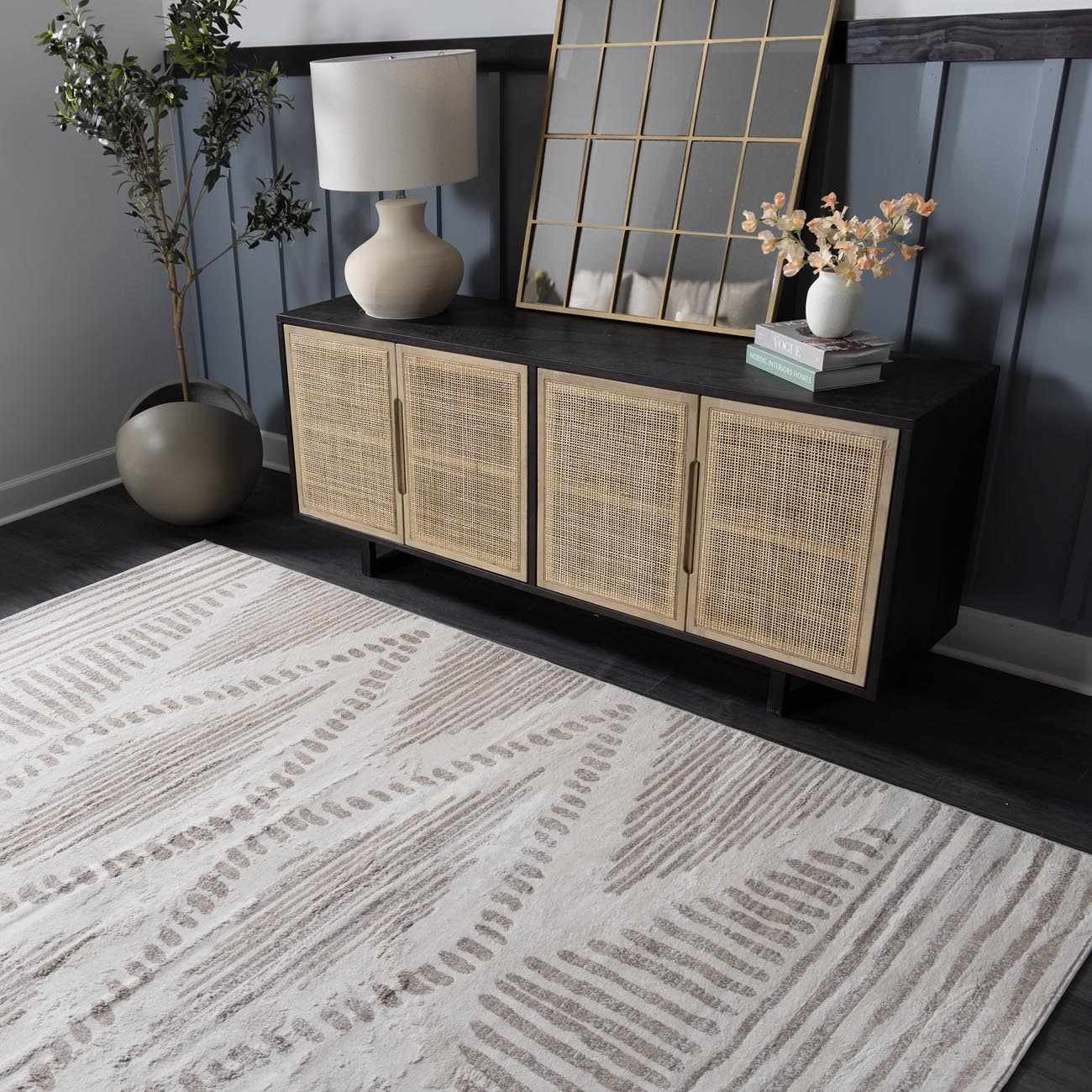 Beige Area Rug - Elegant Neutral Floor Decor for Modern Spaces