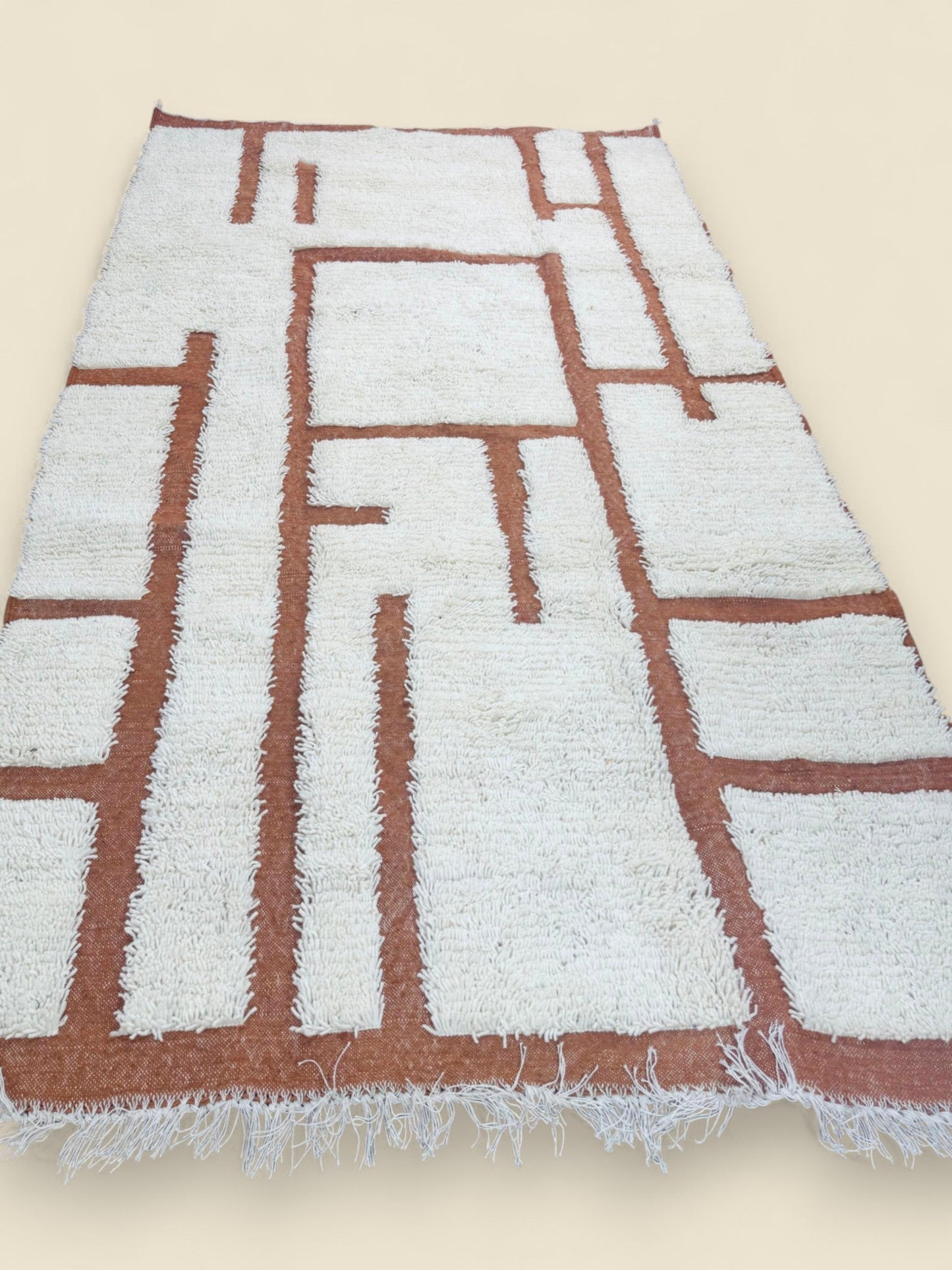 Tafenzut Abstract Berber Rug – Handmade Moroccan Wool Decor