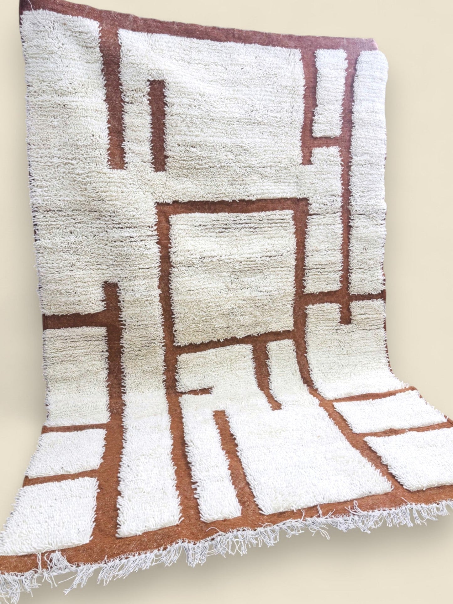 Tafenzut Abstract Berber Rug – Handmade Moroccan Wool Decor
