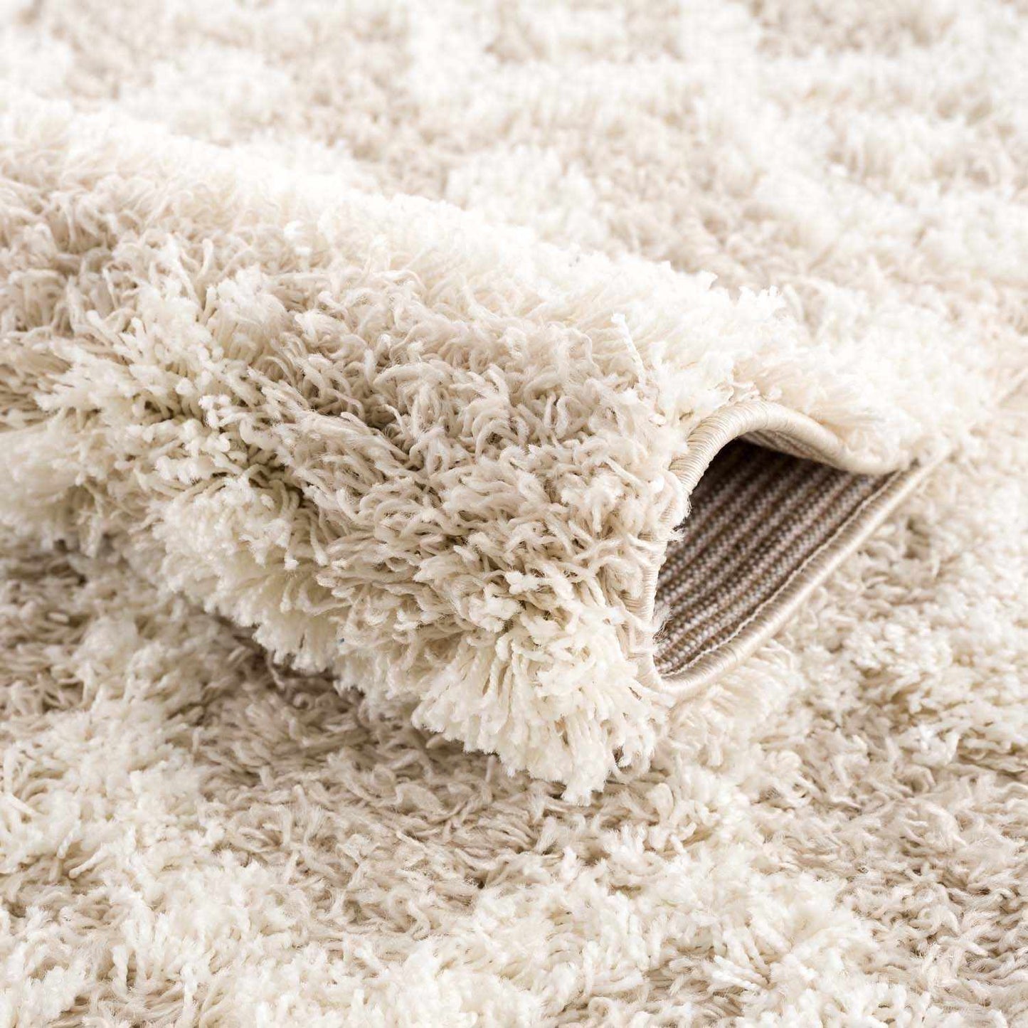 Cream Plush Area Rug - Cozy Home Décor Accent