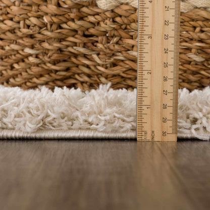 Cream Plush Area Rug - Cozy Home Décor Accent