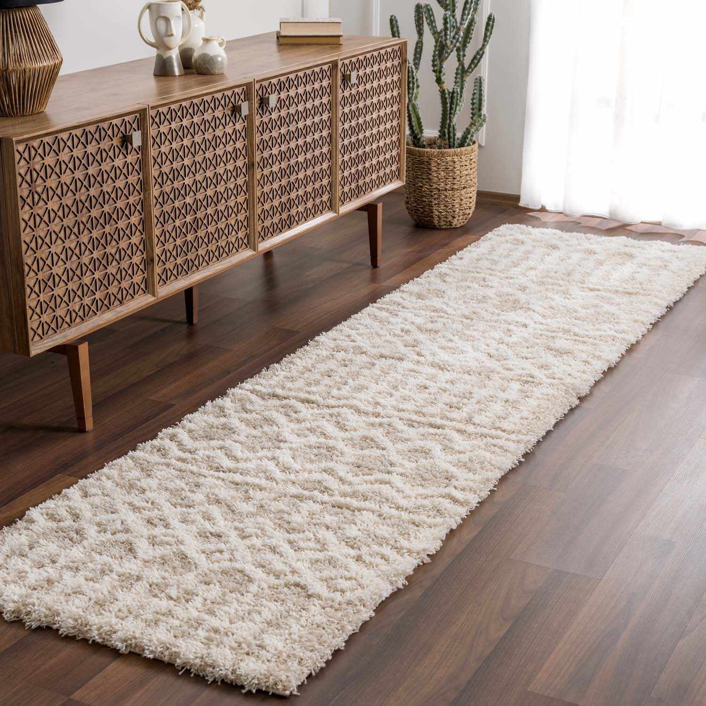Cream Plush Area Rug - Cozy Home Décor Accent