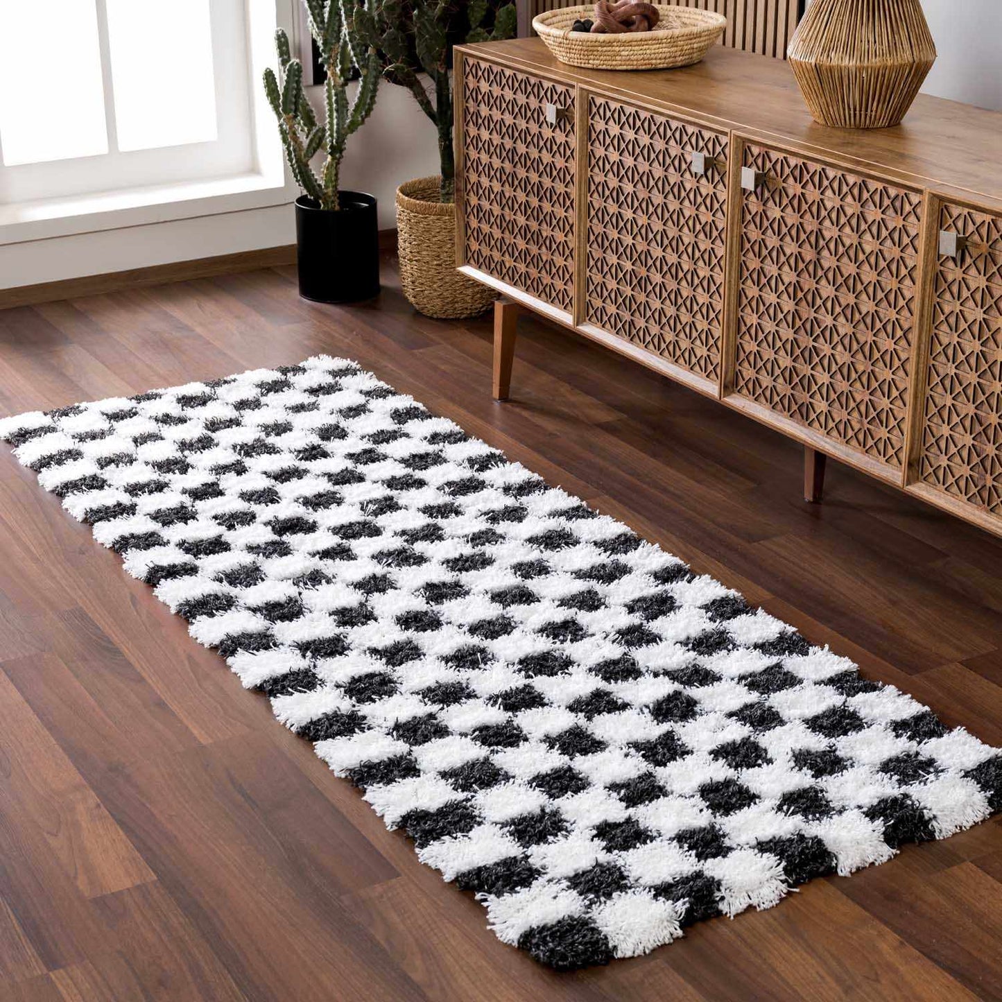 Checkered Black White Area Rug - Modern Stylish Home Decor