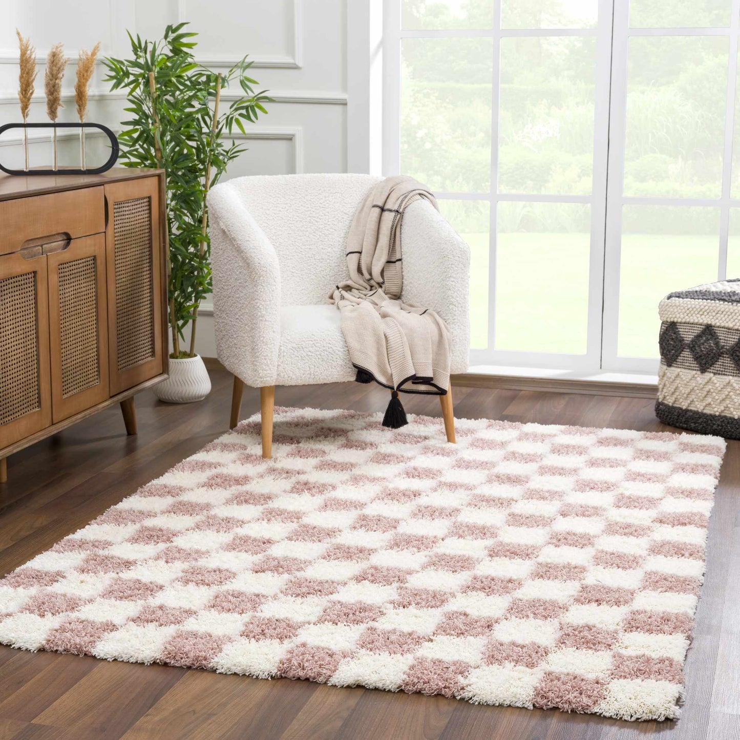 Pink Checkered Shag Rug - Cozy Stylish Room Accent