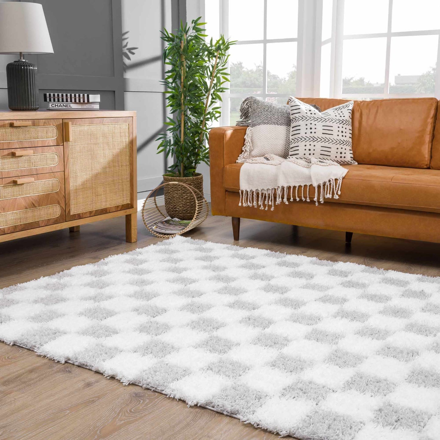 Gray Checkered Area Rug - Modern Stylish Home Decor