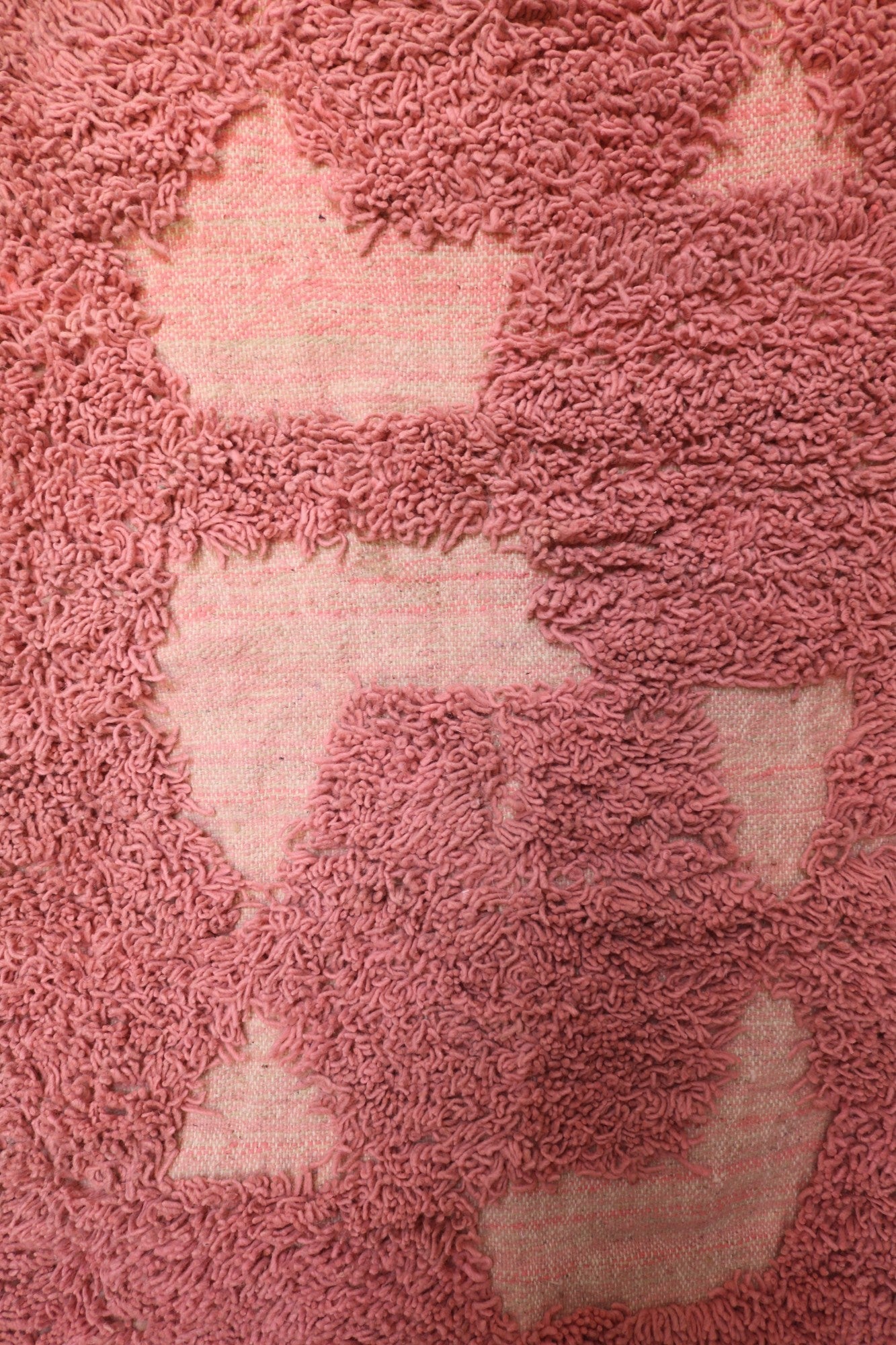 Talyat Berber Moroccan Rug – Pink Wool Shag Design