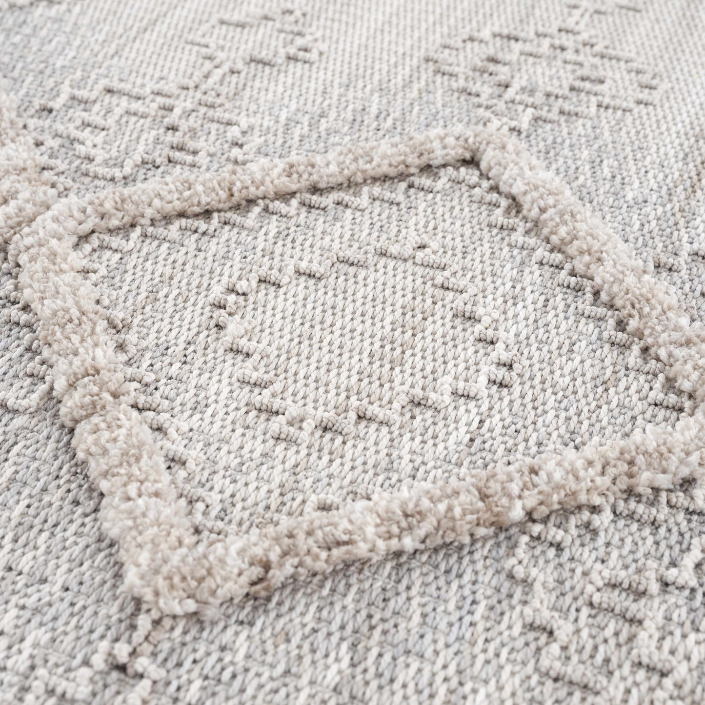 Rustic Area Rug - Amaga Collection for Cozy Home Decor