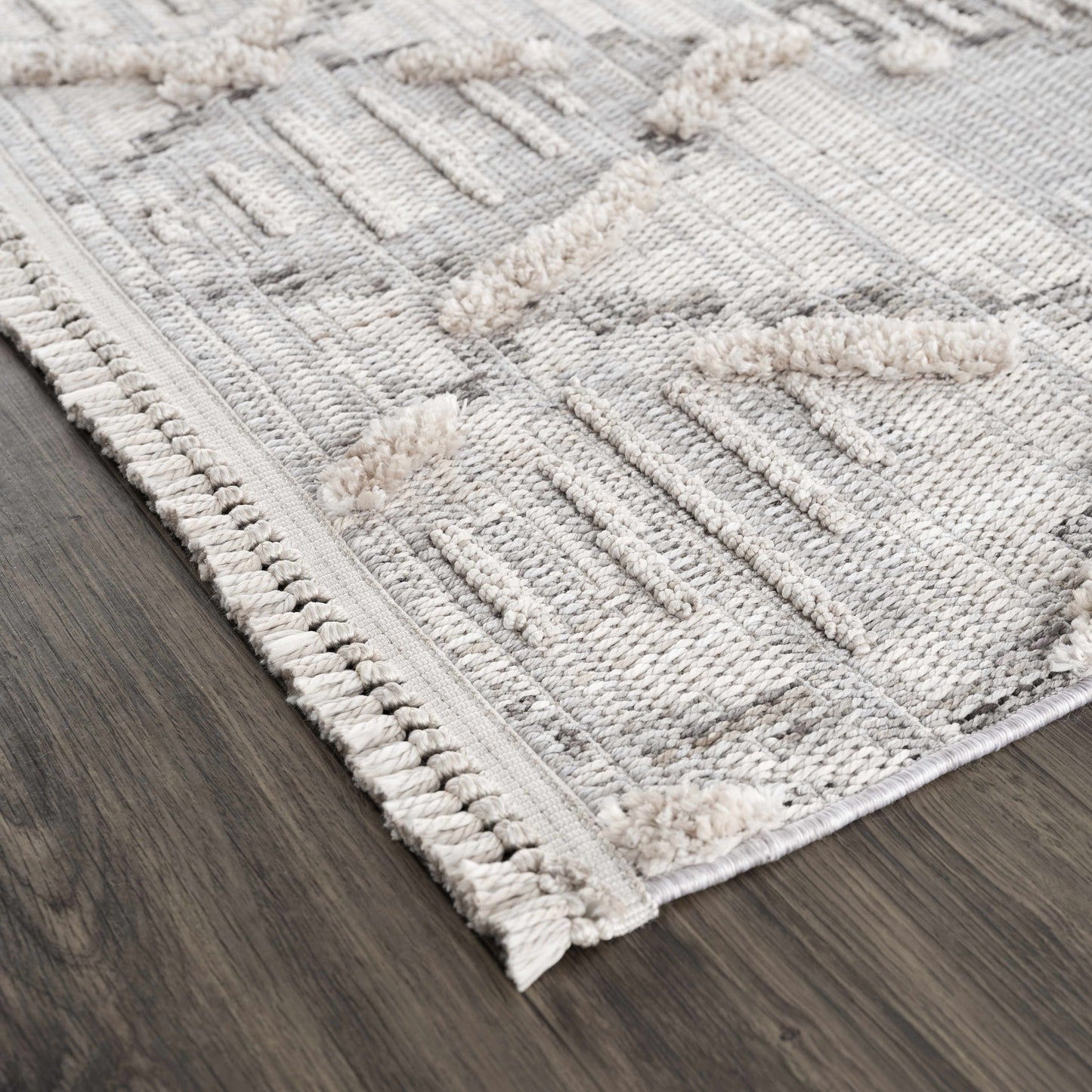 Rustic High-Low Area Rug - Cozy Home Décor Accent