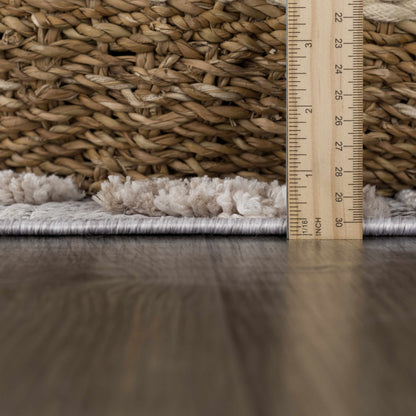 Rustic High-Low Area Rug - Cozy Home Décor Accent