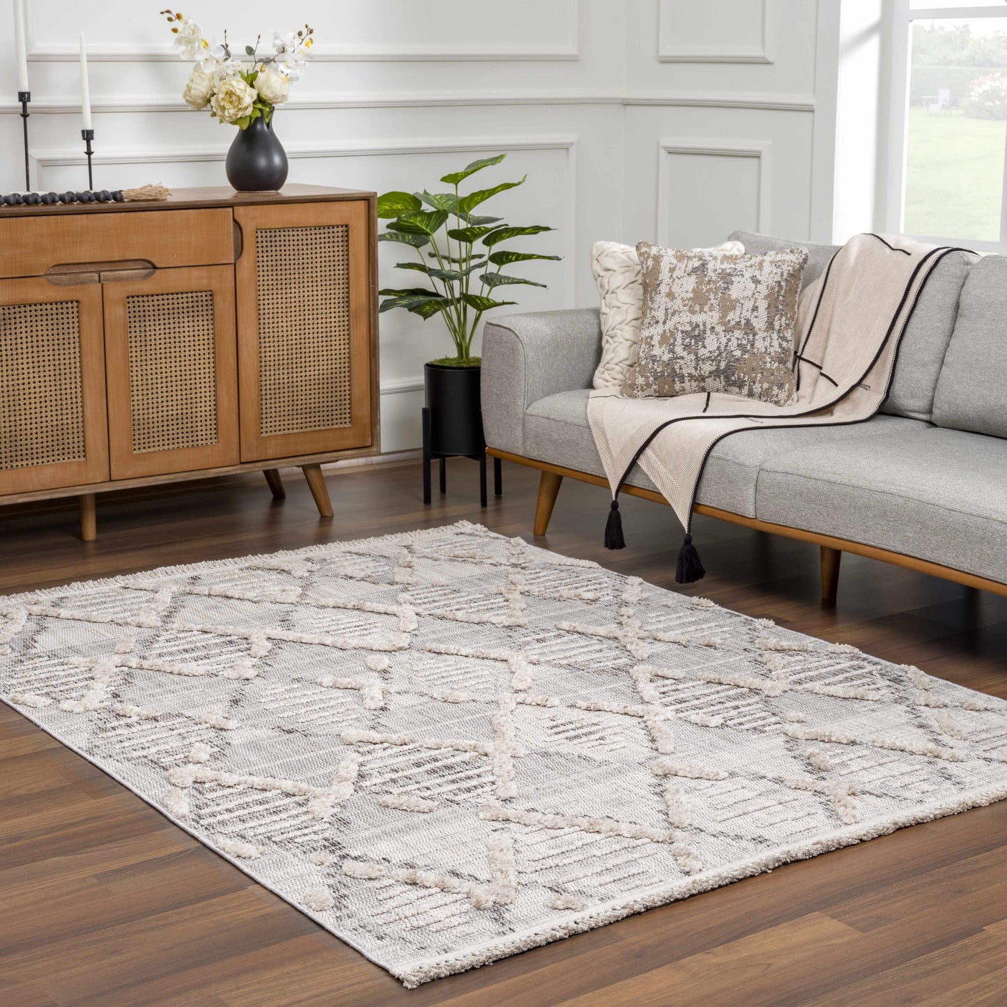 Rustic High-Low Area Rug - Cozy Home Décor Accent