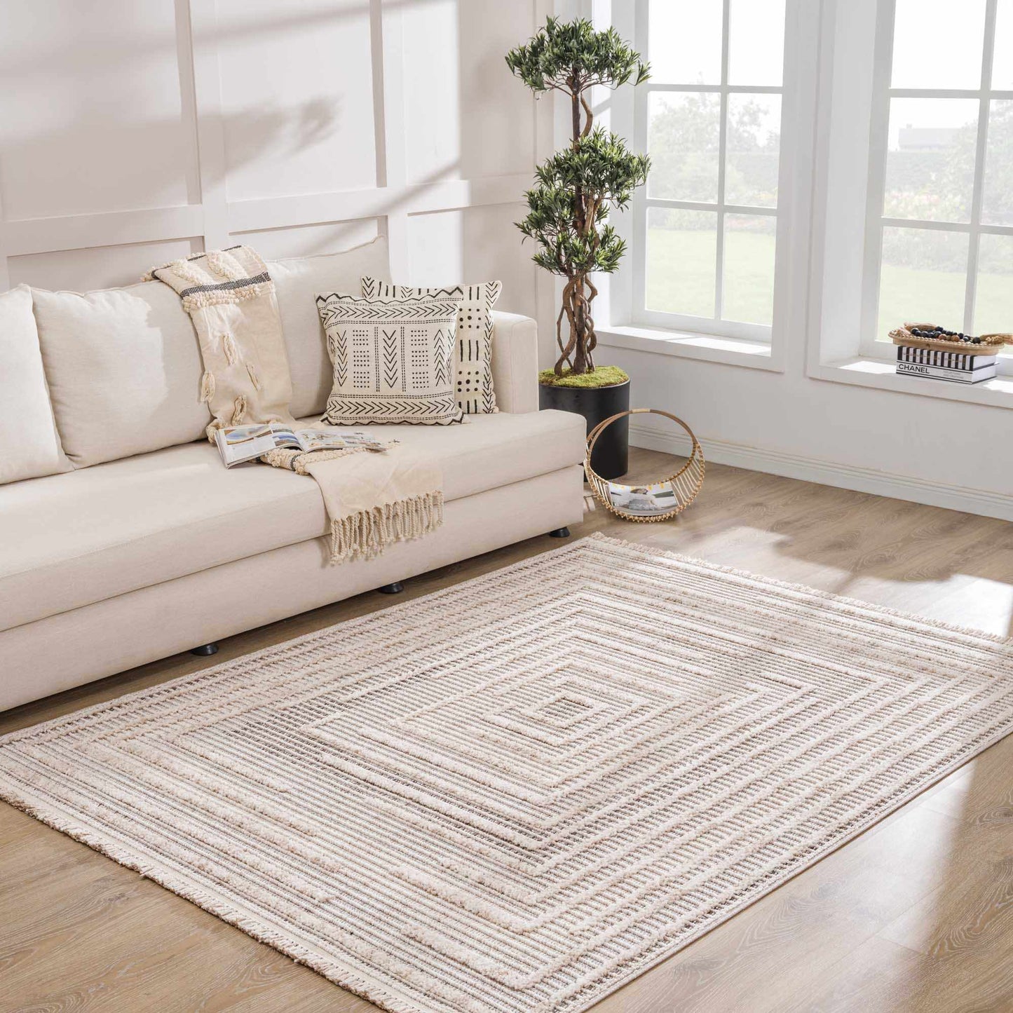 Modern Geometric Area Rug - Stylish Living Room  Bedroom Decor