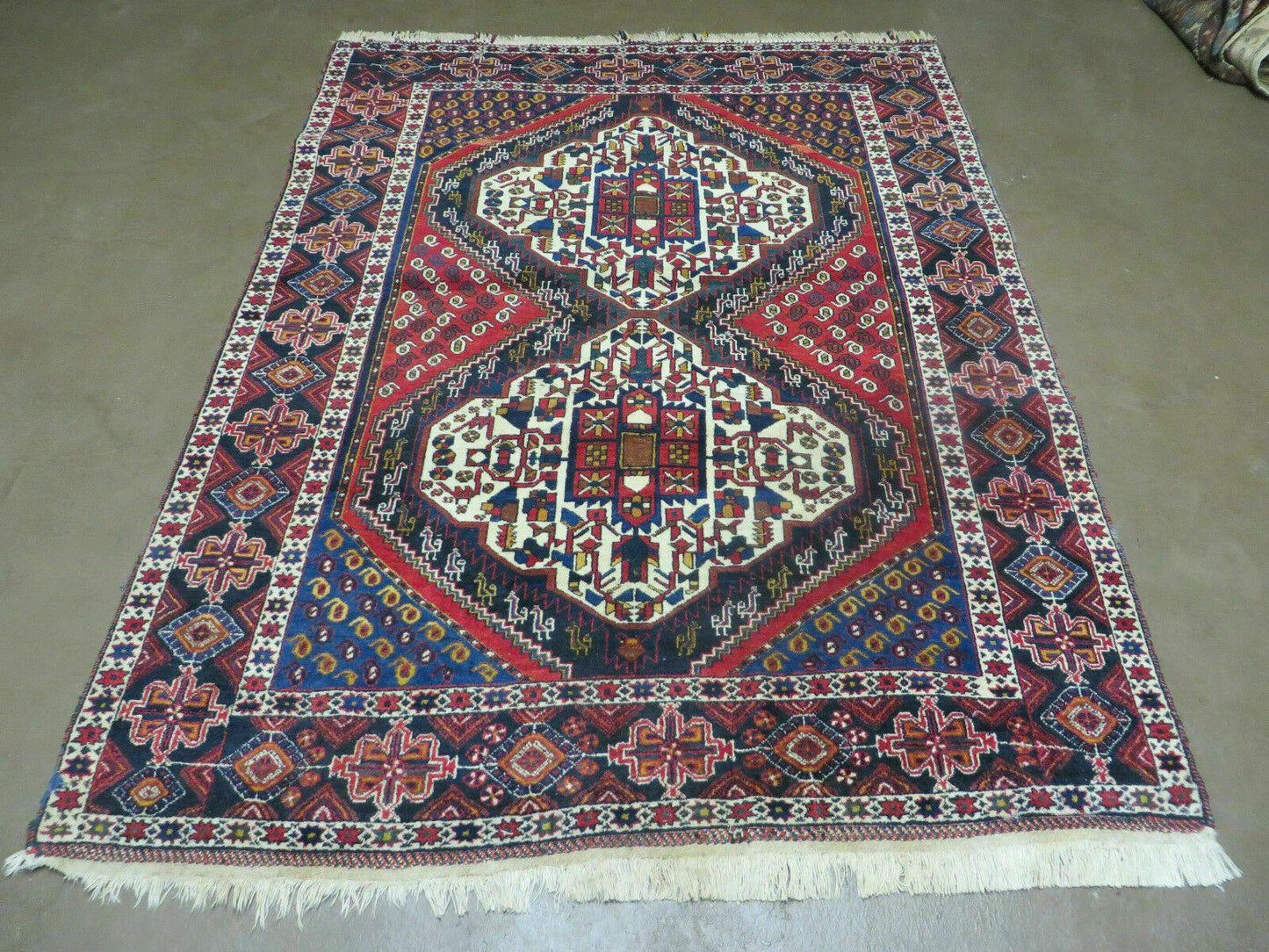 Vintage Turkish Tribal Wool Rug Medallion Hand Made 4x5 Size