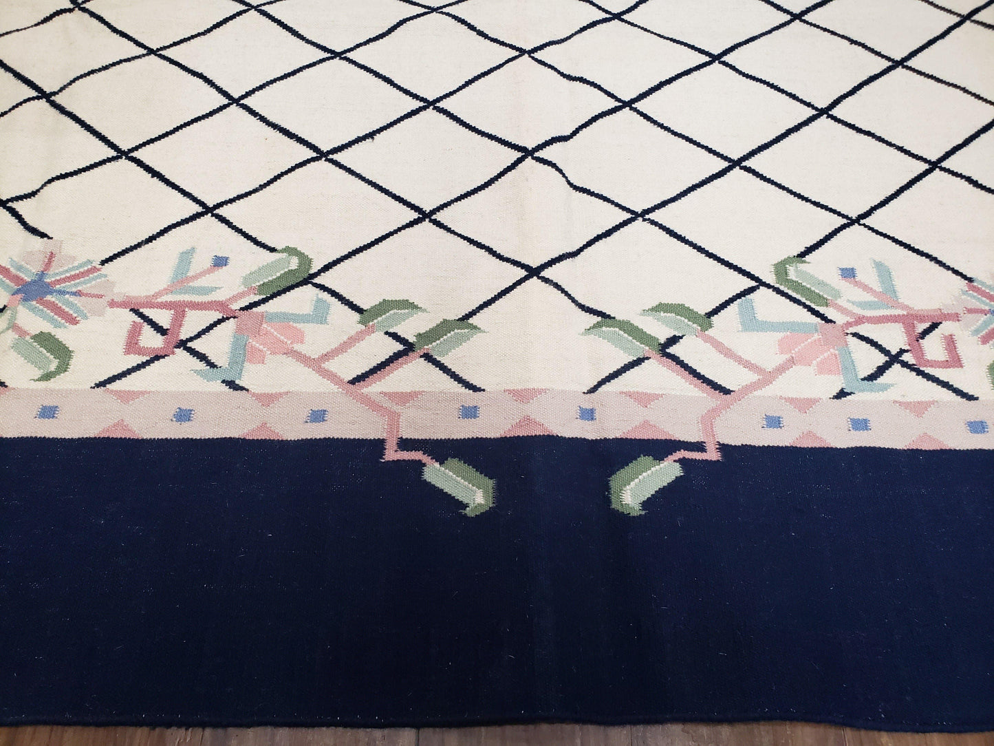 Vintage Wool Dhurrie Rug Handwoven Indian Kilim Flatweave Black White