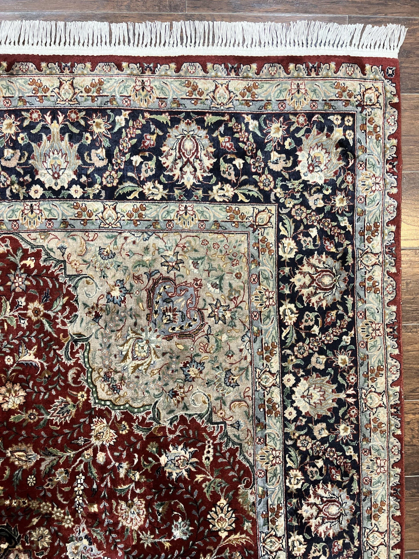 Persian Rug 8x10 Hand Knotted Wool Vintage Carpet Dome Medallion Floral Design