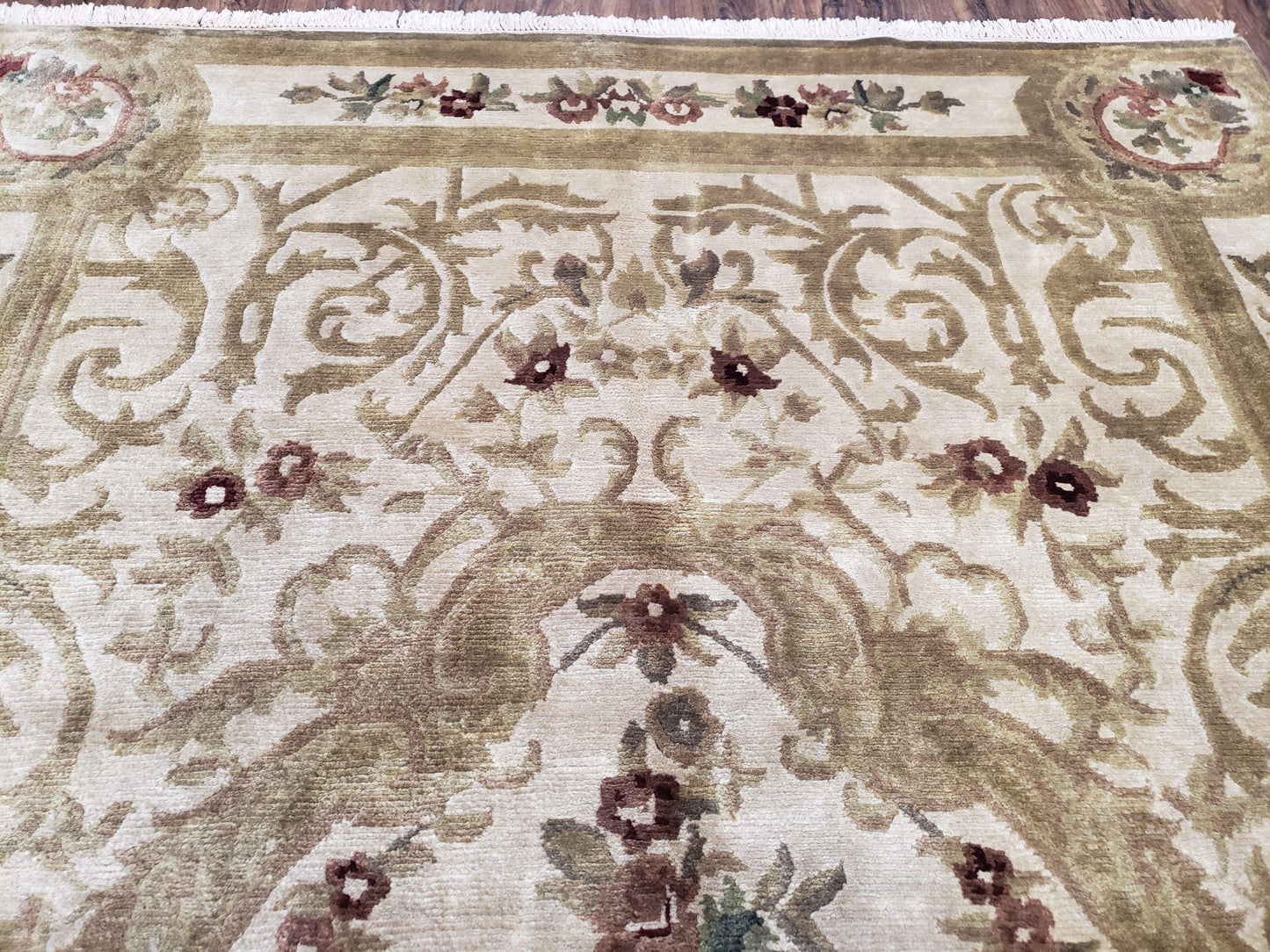 Vintage Nepali Tibetan Aubusson Wool Rug Hand Knotted 6x9 Cream Beige Leaves Floral Pattern