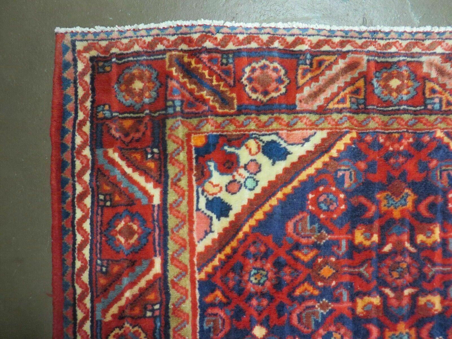 Antique Handmade Indian Floral Oriental Wool Runner Rug 3 Ft 6 In By 10 Ft 4 In Vintage 1950s