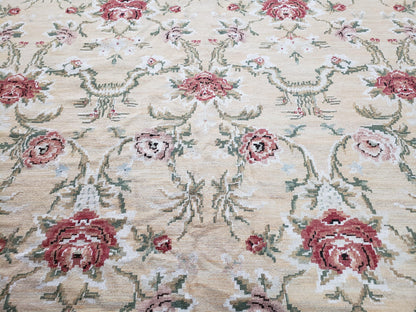 Needlepoint Rug 10x14 Wool Flatweave With English Floral Pattern In Pale Yellow Roses Handmade