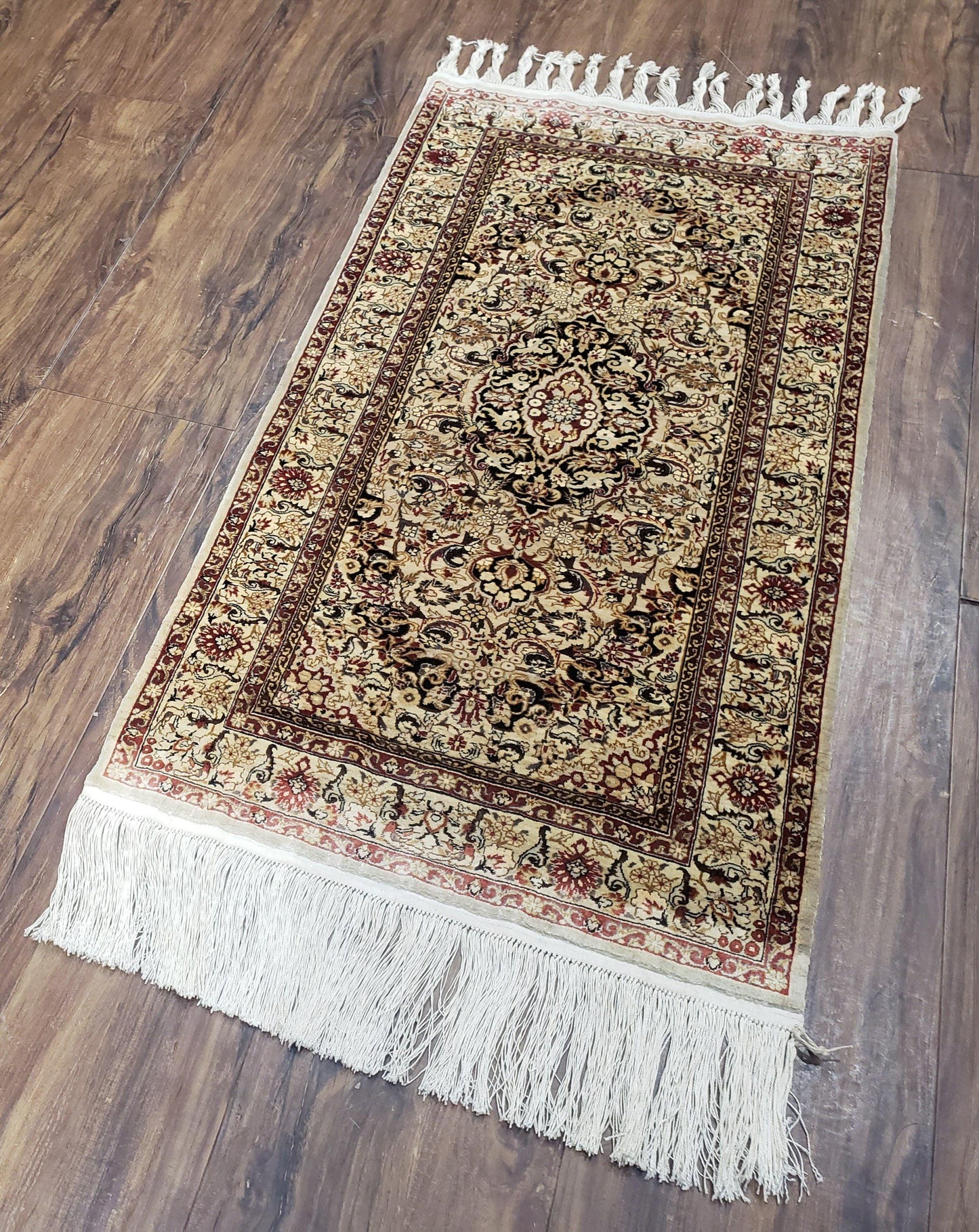 Hand Knotted Silk Oriental Rug 1 Foot 7 Inch By 3 Foot Floral Medallion Vintage Cream Beige
