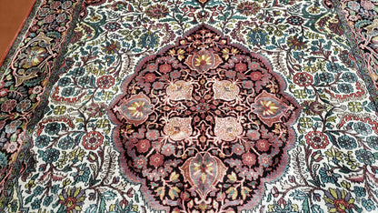Indian Kashmiri Silk Rug 6x10 Ivory Floral Medallion Hand Knotted