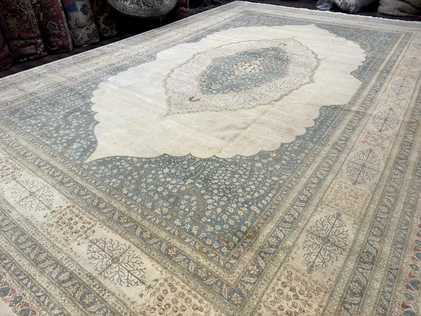 Palace Size Pak Persian Rug 12x18 Haji Jalili Design Hand Knotted Wool Oat Blue