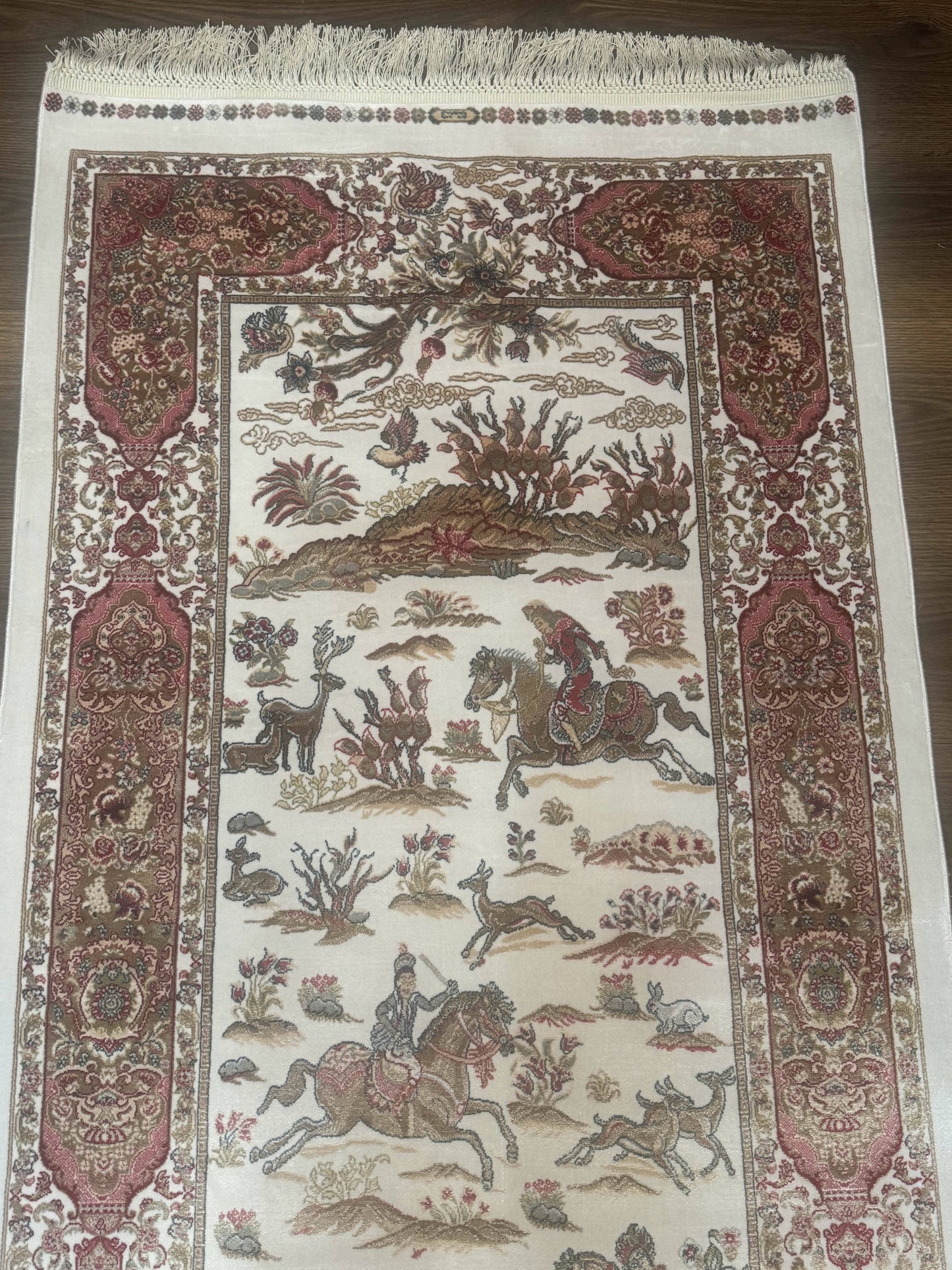 Turkish Silk Runner Rug 2.6x16.5 Ft Ivory Hunting Design Bamboo Silk New