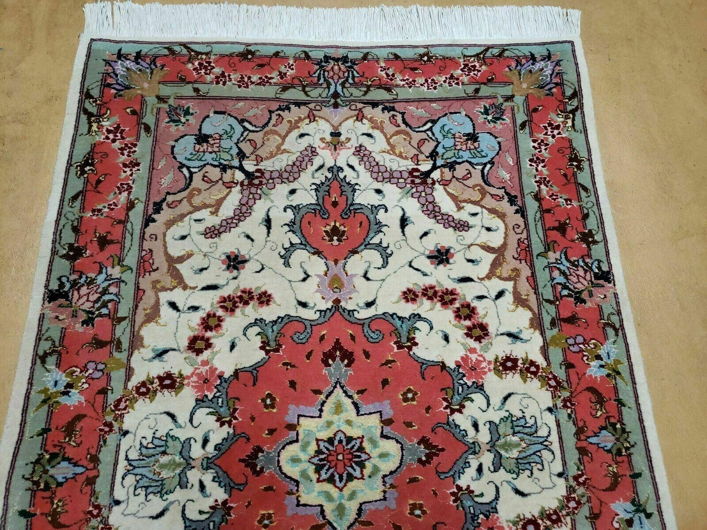 Vintage Persian Tabriz Wool Silk Rug 2.5 By 4 Ft Hand Knotted Medallion