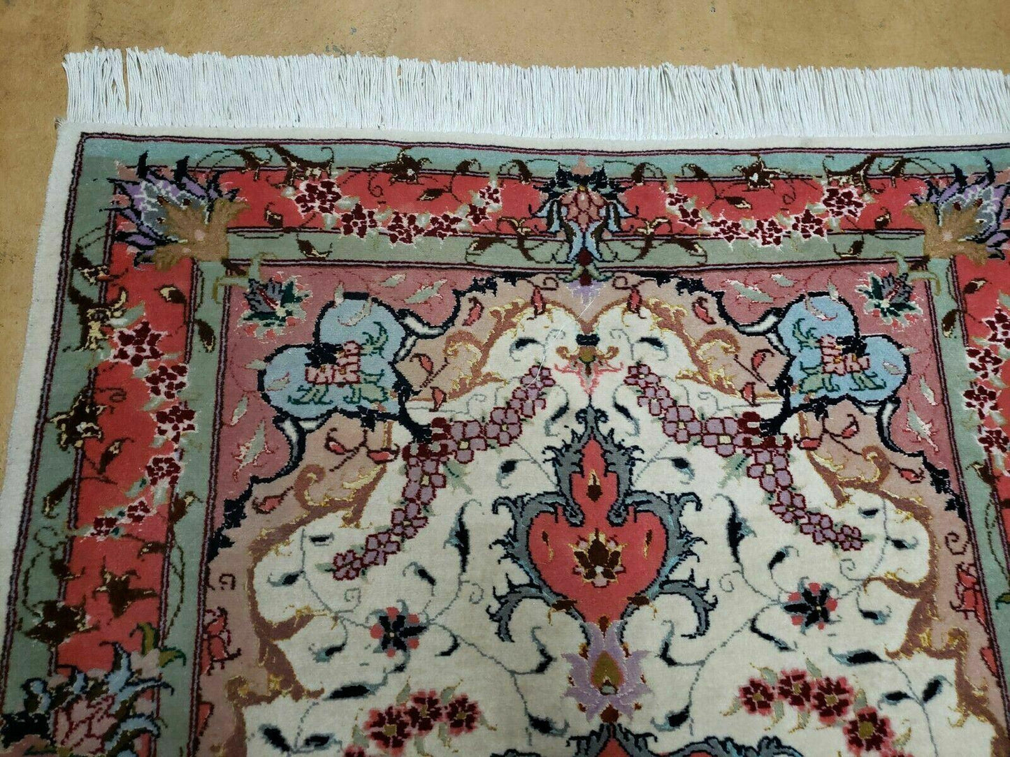 Vintage Persian Tabriz Wool Silk Rug 2.5 By 4 Ft Hand Knotted Medallion