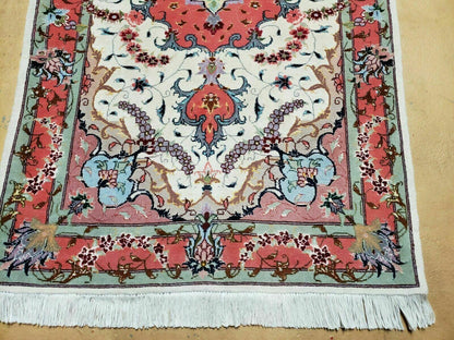 Vintage Persian Tabriz Wool Silk Rug 2.5 By 4 Ft Hand Knotted Medallion