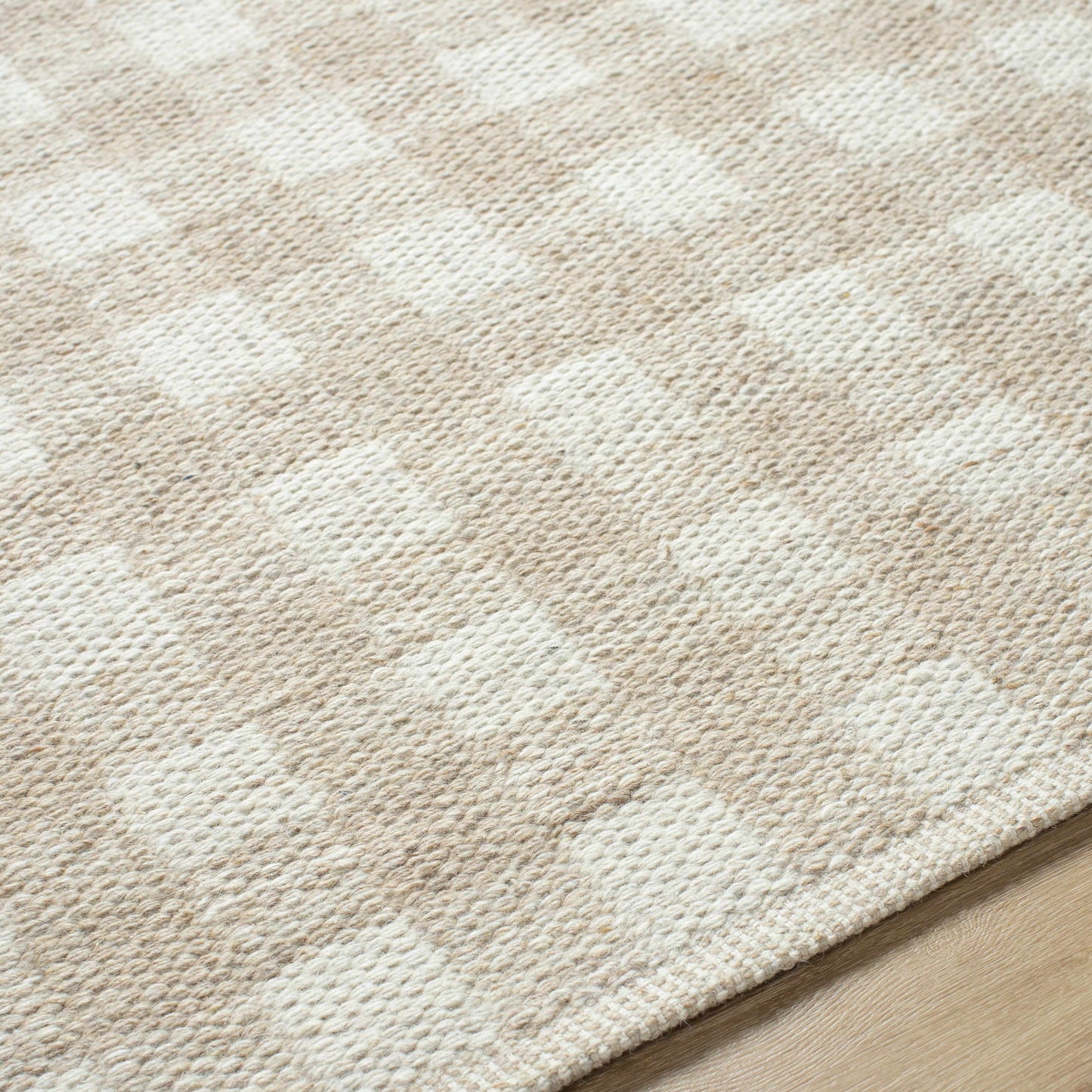 Garth Wool Area Rug - Cozy Handcrafted Soft Rug for Modern Homes