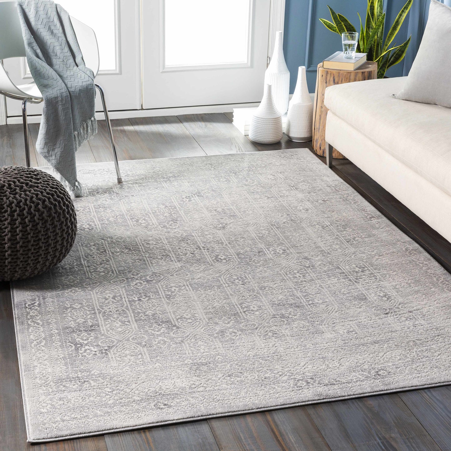 Modern Gray Area Rug - Cozy Living Room Decor