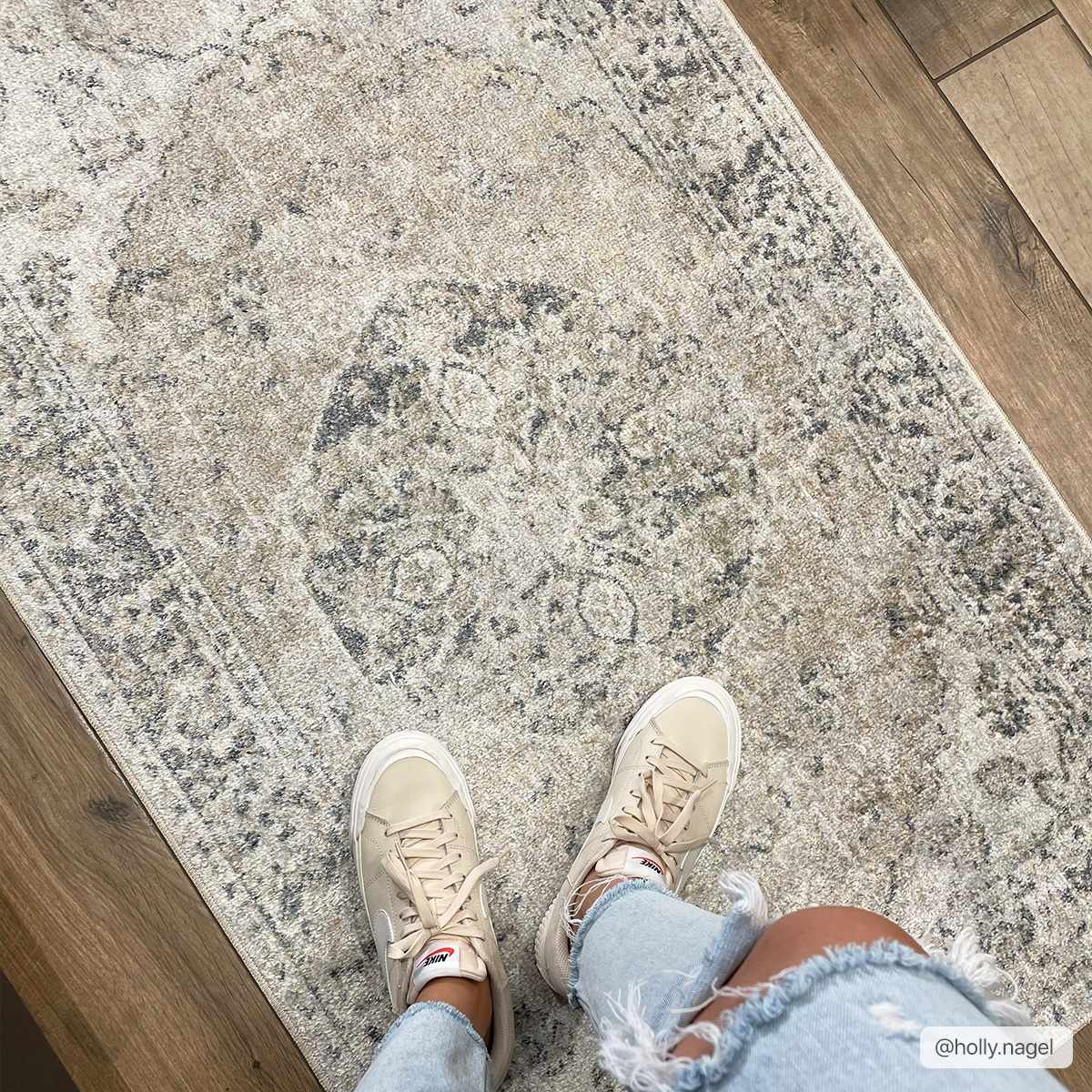 Beige Washable Flat Pile Rug - Stylish Home Décor