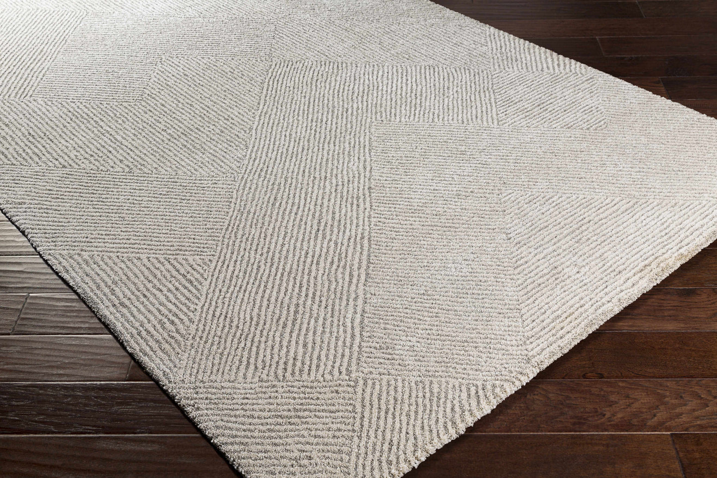 Horsley Area Rug - Elegant Modern Design for Living Room and Bedroom
