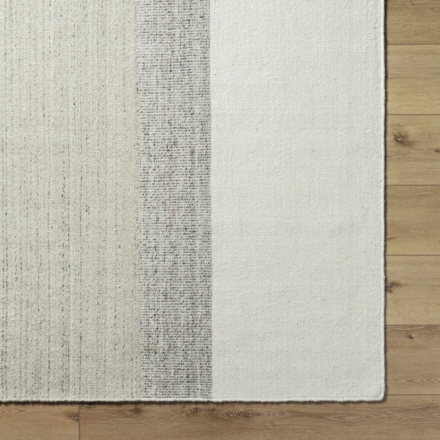 Lieve Area Rug - Soft Stylish Floor Covering for Cozy Spaces