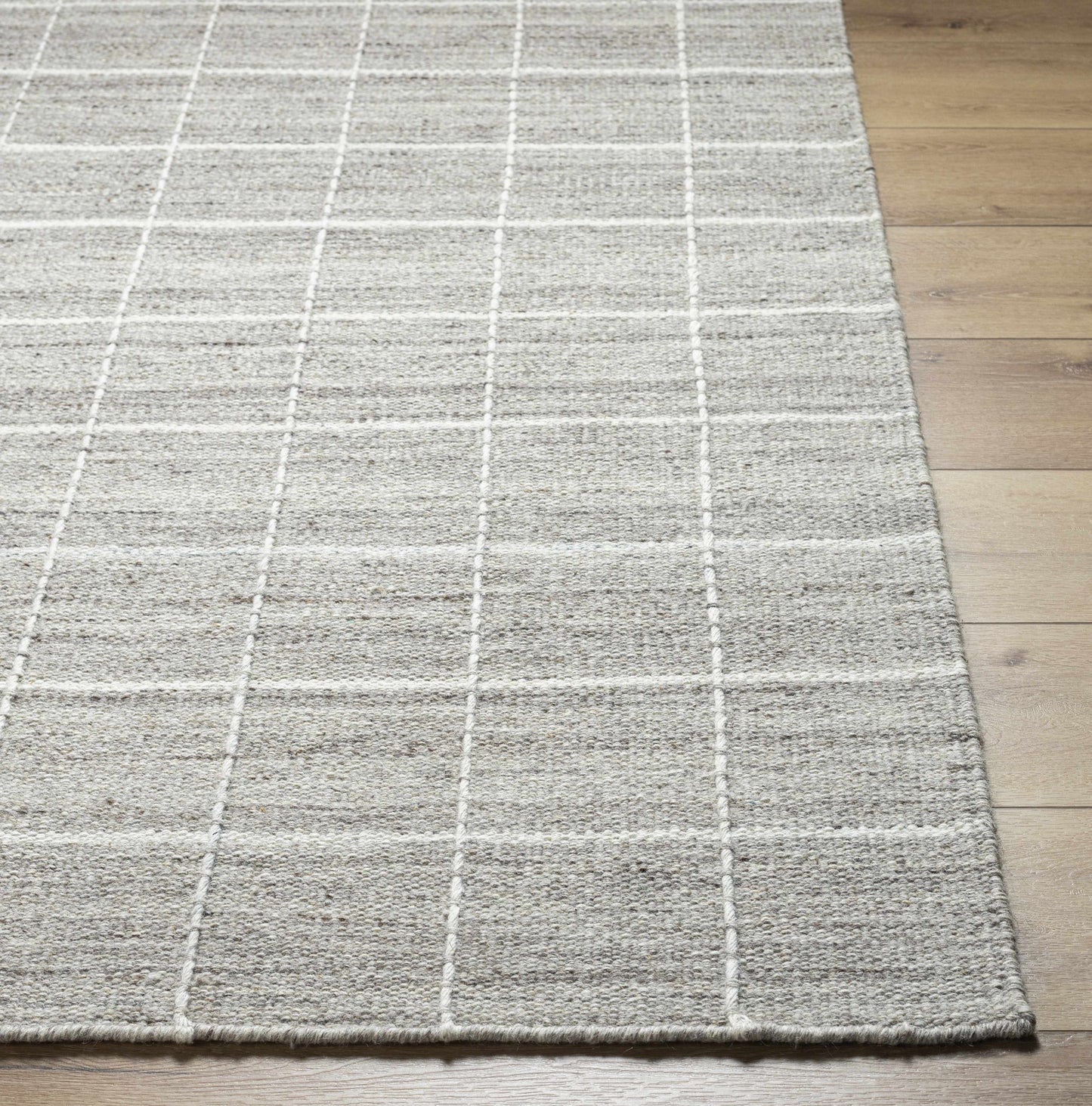 Checkered Area Rug - Stylish Nissa Design for Modern Décor