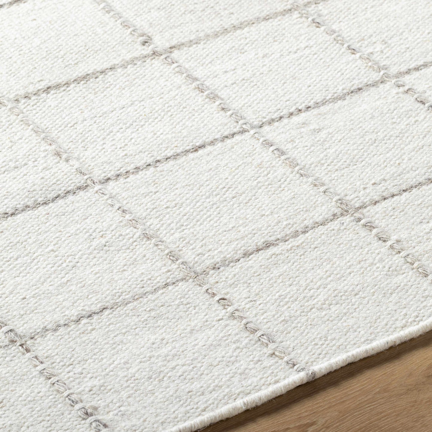 Checkered Wool Rug - White and Gray Nissa Collection