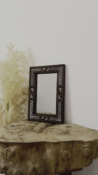 Miroir marocain avec incrustations d'os - Miroir fait main