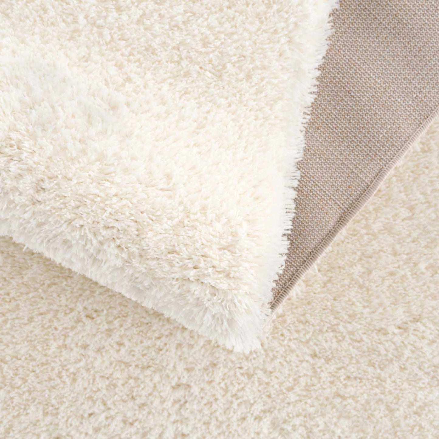 Cream Plush Rug - Cozy Home Décor