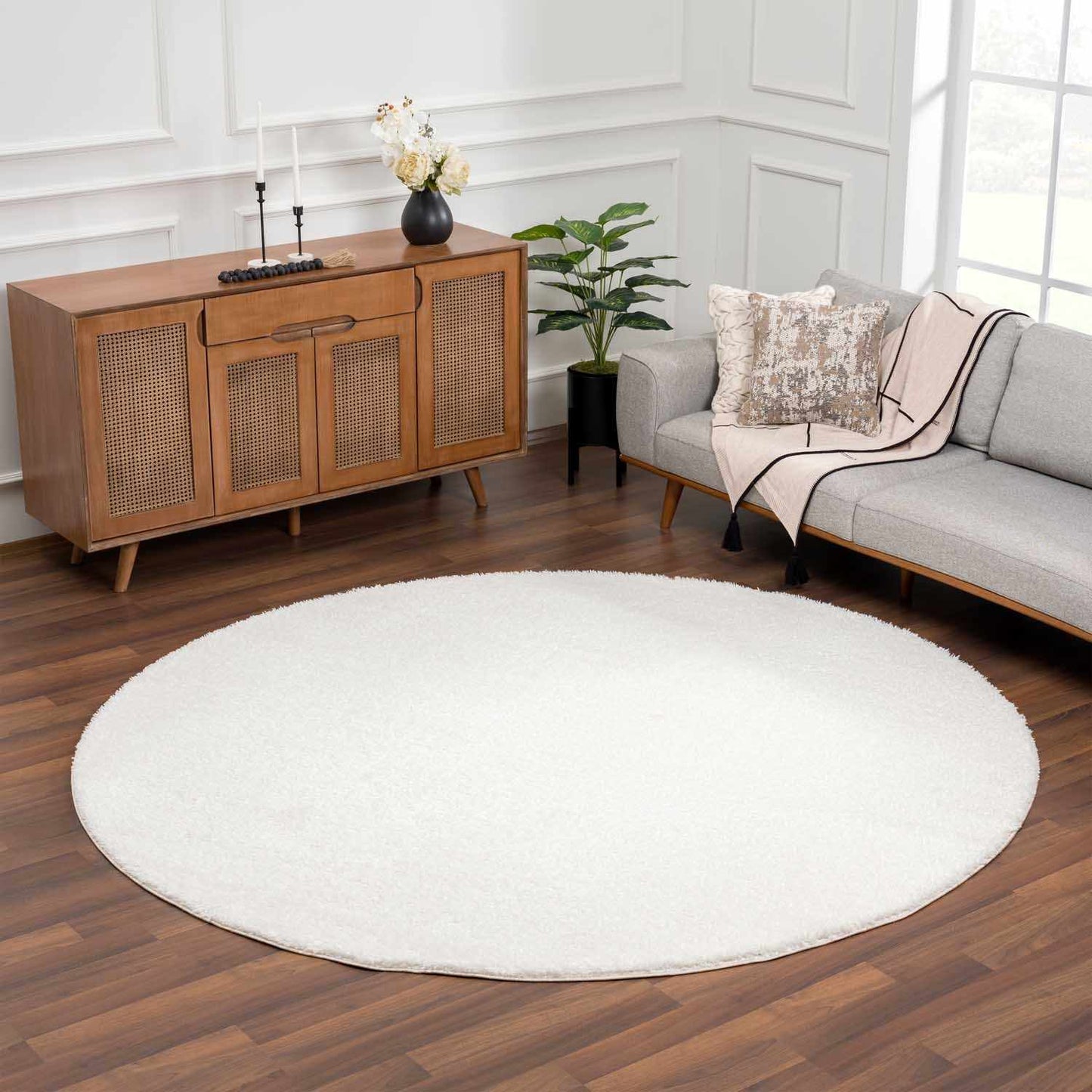 Cream Plush Rug - Cozy Home Décor