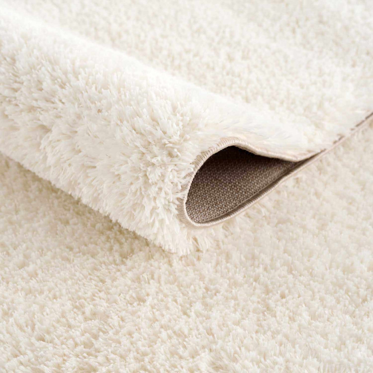 Cream Plush Rug - Cozy Home Décor